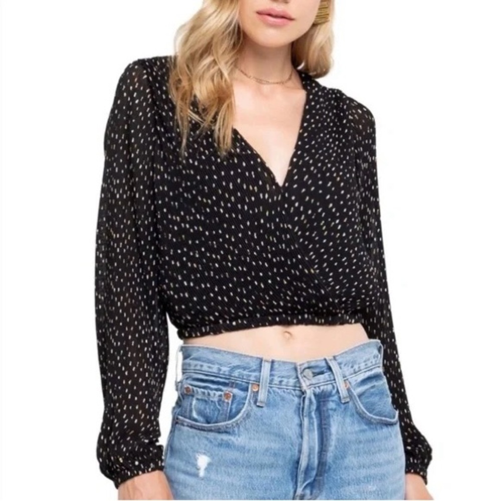 ASTR The Label Geo Print Puff Sleeve Blouse